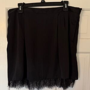 Gap Black Satin knee length skirt with pockets and lace Y2K